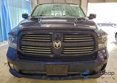 2015 Ram 1500 Sport из США, поврежденный, VIN 1C6RR7HT3FS682834